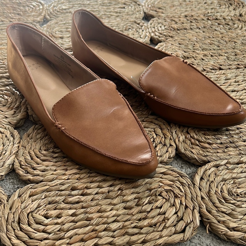 A New Day • Mules • Tan • Size 8 1//2
